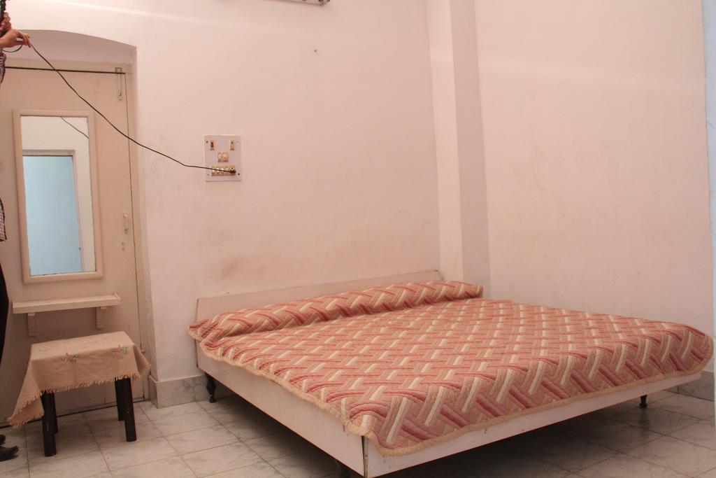 Tourist Guest House Amritsar Room photo